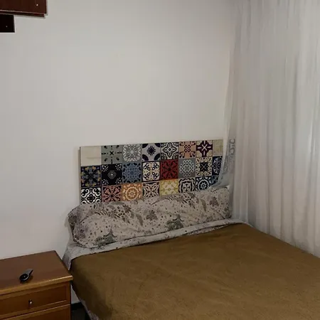 En Piso Compartido Отель типа 